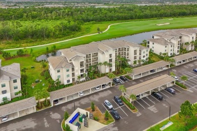 Under contract-accepting backup offers. Imagine your morning on Lakewood National Golf Club in Florida - for sale on GolfHomes.com, golf home, golf lot