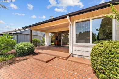 Located on the 8th fairway of the Summerfield Golf Course, this on Summerfield Golf and Country Club in Oregon - for sale on GolfHomes.com, golf home, golf lot