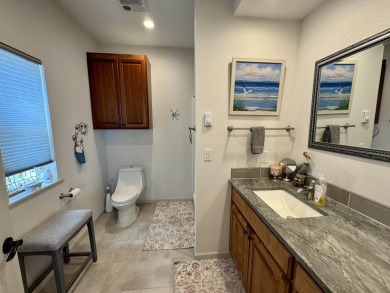 This is a three-bedroom, two-bathroom frame home built in 2020 on  in Oregon - for sale on GolfHomes.com, golf home, golf lot