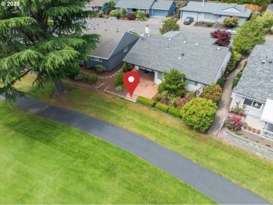 Located on the 8th fairway of the Summerfield Golf Course, this on Summerfield Golf and Country Club in Oregon - for sale on GolfHomes.com, golf home, golf lot