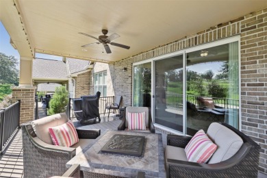 Welcome to this move-in ready twin home on Wakanda Golf Club! on Wakonda Club in Iowa - for sale on GolfHomes.com, golf home, golf lot