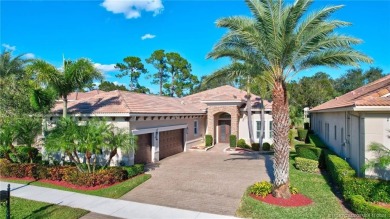 Live and work in paradise. Discover luxury living in the on PGA Golf Club in PGA Village in Florida - for sale on GolfHomes.com, golf home, golf lot