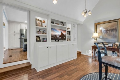 Elegant Southern Living in Gatewood - 106 Ashford Place. Inside on Par 3 West in South Carolina - for sale on GolfHomes.com, golf home, golf lot