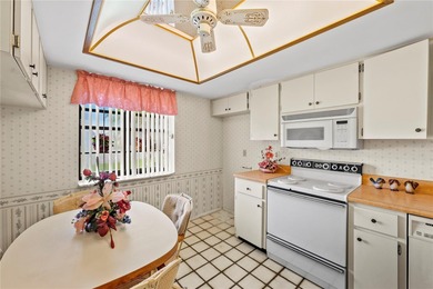 One or more photo(s) has been virtually staged. FREE GOLF!! Step on Highland Lakes Executive Golf Course in Florida - for sale on GolfHomes.com, golf home, golf lot