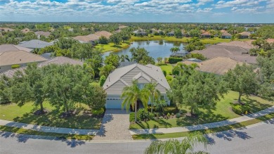 Discover the ideal blend of comfort and style in this on Ritz-Carlton Members Golf Club in Florida - for sale on GolfHomes.com, golf home, golf lot