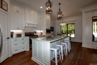 Quality built by Renaissance Homes, this energy efficient all on Ponce De Leon Golf Course in Arkansas - for sale on GolfHomes.com, golf home, golf lot