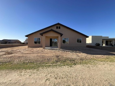 New Construction spec home - 1372 Sq Ft 3 Bedroom 2 Bath on a on The Links At Coyote Wash in Arizona - for sale on GolfHomes.com, golf home, golf lot