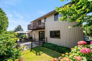 MLS# 284782 Don't miss this beautiful 5 bedroom, 3 bath home in on Meadow Springs Country Club in Washington - for sale on GolfHomes.com, golf home, golf lot
