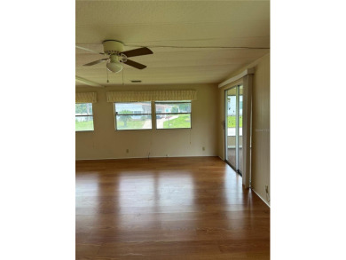 55 + gated golf course community Newly updated 2 bedroom 2 bath on Zellwood Station Country Club in Florida - for sale on GolfHomes.com, golf home, golf lot