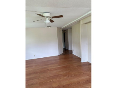 55 + gated golf course community Newly updated 2 bedroom 2 bath on Zellwood Station Country Club in Florida - for sale on GolfHomes.com, golf home, golf lot