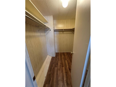 55 + gated golf course community Newly updated 2 bedroom 2 bath on Zellwood Station Country Club in Florida - for sale on GolfHomes.com, golf home, golf lot