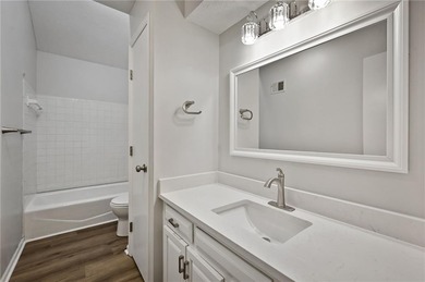 Stunning Move-In Ready 3 Bed / 2 Bath Home in Golf Course on River Oaks Golf Course in Missouri - for sale on GolfHomes.com, golf home, golf lot