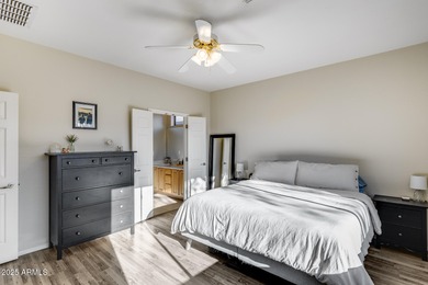 LOOK NO FURTHER!! Resort-style living awaits in this beautifully on Anthem Golf and Country Club  in Arizona - for sale on GolfHomes.com, golf home, golf lot