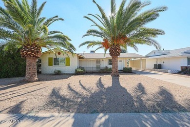 Great opportunity to own this 2 bedroom, 2 bath home with an on Sun City South Golf Course in Arizona - for sale on GolfHomes.com, golf home, golf lot