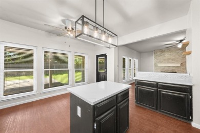 REFRESHED  BACK ON MARKET! WALLS, TRIM, AND DOORS PAINTED on Tierra Verde Golf Club in Texas - for sale on GolfHomes.com, golf home, golf lot