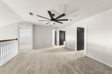 REFRESHED  BACK ON MARKET! WALLS, TRIM, AND DOORS PAINTED on Tierra Verde Golf Club in Texas - for sale on GolfHomes.com, golf home, golf lot