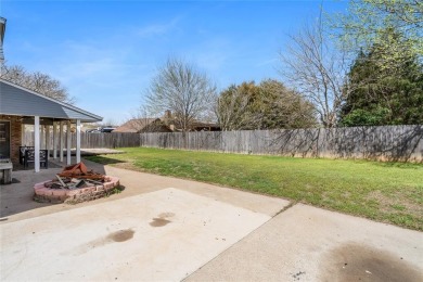 REFRESHED  BACK ON MARKET! WALLS, TRIM, AND DOORS PAINTED on Tierra Verde Golf Club in Texas - for sale on GolfHomes.com, golf home, golf lot