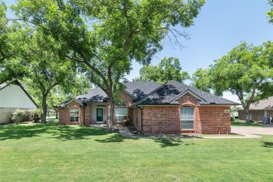 Charming Golf Course Home in Pecan Plantation - Granbury, TX

 on Pecan Plantation Country Club in Texas - for sale on GolfHomes.com, golf home, golf lot