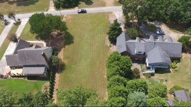 Prime building lot in Sunset Hills Country Club in Carrollton on Sunset Hills Country Club in Georgia - for sale on GolfHomes.com, golf home, golf lot