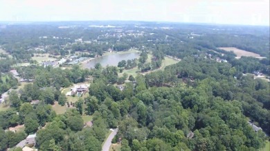 Prime building lot in Sunset Hills Country Club in Carrollton on Sunset Hills Country Club in Georgia - for sale on GolfHomes.com, golf home, golf lot