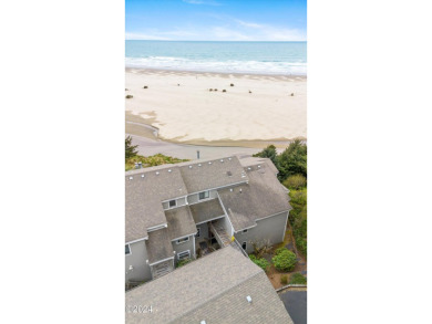 Oceanfront 2 bed 2 bath condo, located in Agate Beach area of on Agate Beach Golf Course in Oregon - for sale on GolfHomes.com, golf home, golf lot