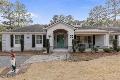 Highly desirable single-level home located in the heart of Old on Pinehurst Resort and Country Club in North Carolina - for sale on GolfHomes.com, golf home, golf lot