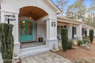 Highly desirable single-level home located in the heart of Old on Pinehurst Resort and Country Club in North Carolina - for sale on GolfHomes.com, golf home, golf lot