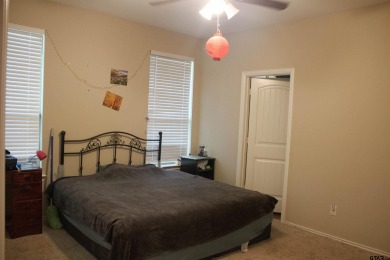 Nice 3/2/2 brick home in the Villages Resort, granite kitchen SOL on Emerald Bay Club in Texas - for sale on GolfHomes.com, golf home, golf lot