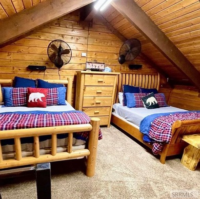 Turn-key and fully furnished, this exceptional cabin in Island on  in Idaho - for sale on GolfHomes.com, golf home, golf lot