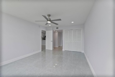 Beautifully updated 1 bedroom, 1 and a 1/2 bath condo located in on Palm-Aire Country Club and Resort - Palms in Florida - for sale on GolfHomes.com, golf home, golf lot