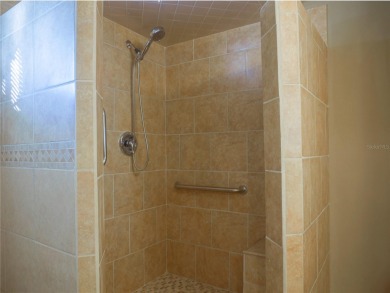 WOW!..MOTIVATED SELLER offering unbelievable incentives! $5,000 on The Links of Spruce Creek in Florida - for sale on GolfHomes.com, golf home, golf lot