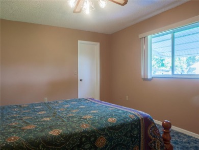 WOW!..MOTIVATED SELLER offering unbelievable incentives! $5,000 on The Links of Spruce Creek in Florida - for sale on GolfHomes.com, golf home, golf lot