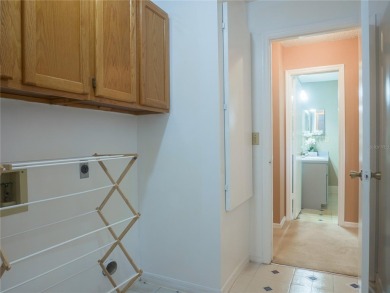 WOW!..MOTIVATED SELLER offering unbelievable incentives! $5,000 on The Links of Spruce Creek in Florida - for sale on GolfHomes.com, golf home, golf lot