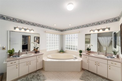 Welcome to effortless Florida living in this beautifully on Eagle Ridge At Spruce Creek Country Club in Florida - for sale on GolfHomes.com, golf home, golf lot