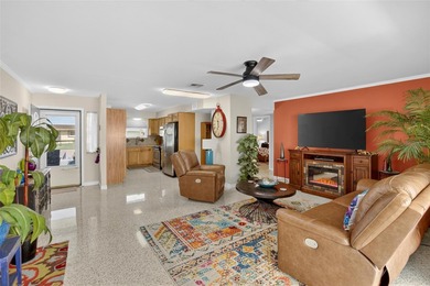 Charming Bungalow in Sun City Center - Move-In Ready & Fully on North Lakes Golf Course in Florida - for sale on GolfHomes.com, golf home, golf lot