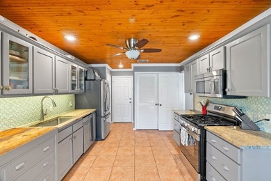 Beautiful Rockport Country Club home , perfectly positioned on on Rockport Country Club in Texas - for sale on GolfHomes.com, golf home, golf lot