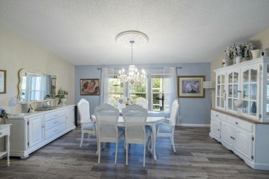 Motivated Seller. Fabulous homeThis spacious two-bedroom on Savanna Golf Club in Florida - for sale on GolfHomes.com, golf home, golf lot
