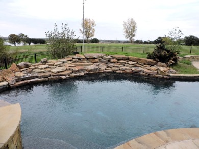 Come enjoy country club living with your own backyard paradise! on Kings Creek Golf Club in Texas - for sale on GolfHomes.com, golf home, golf lot