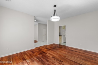 Well maintained 3 bedroom, 2.5 bath single story home offering 2 on  in South Carolina - for sale on GolfHomes.com, golf home, golf lot