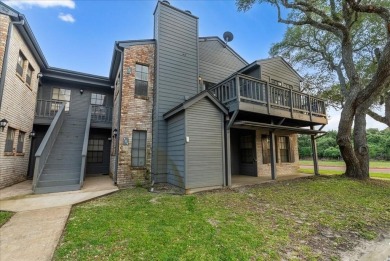 Welcome to Oak Bay Club Condominiums, located in the prestigious on Rockport Country Club in Texas - for sale on GolfHomes.com, golf home, golf lot