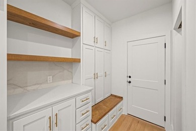 Simplify your life with an ALL NEW MAINTENANCE PROVIDED CUSTOM on Lakewood Oaks Golf Club, Ltd. in Missouri - for sale on GolfHomes.com, golf home, golf lot