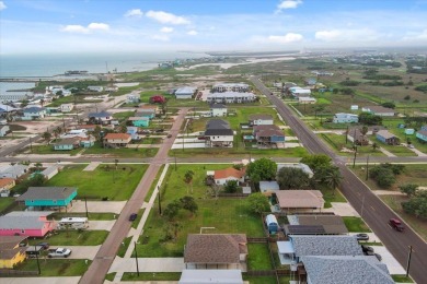 Welcome to this furnished 2-bedroom / 2-bathroom coastal bay on Rockport Country Club in Texas - for sale on GolfHomes.com, golf home, golf lot