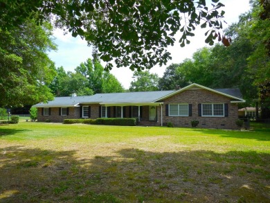 This 2766-SF brick ranch home in located in Plantation on Orangeburg Country Club in South Carolina - for sale on GolfHomes.com, golf home, golf lot