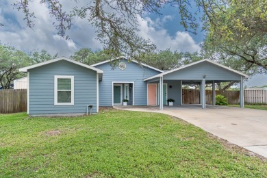 Welcome to this beauty in Captains Bay! This charming 2-bedroom on Rockport Country Club in Texas - for sale on GolfHomes.com, golf home, golf lot