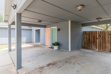 Welcome to this beauty in Captains Bay! This charming 2-bedroom on Rockport Country Club in Texas - for sale on GolfHomes.com, golf home, golf lot