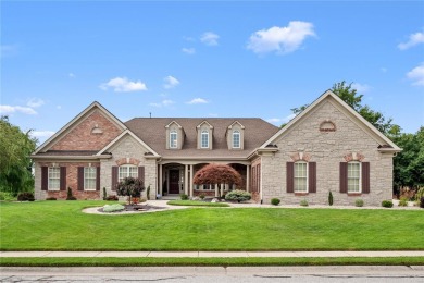 YOU WILL LOVE THIS FULL BRICK ATRIUM RANCH HOME THAT SITS ON THE on Far Oaks Golf Club in Illinois - for sale on GolfHomes.com, golf home, golf lot