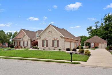 YOU WILL LOVE THIS FULL BRICK ATRIUM RANCH HOME THAT SITS ON THE on Far Oaks Golf Club in Illinois - for sale on GolfHomes.com, golf home, golf lot