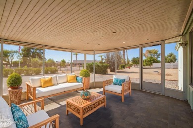 Discover the potential of this spacious 1,699 sq ft, 3-bedroom on Sun City Lakes West and East in Arizona - for sale on GolfHomes.com, golf home, golf lot