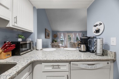 Charming Condo in Fairfield Harbour - A Perfect Retreat!
Nestled on Harbour Point Golf Club in North Carolina - for sale on GolfHomes.com, golf home, golf lot