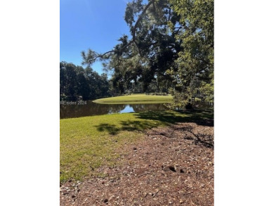 Great 2 bedroom/2 bath villa in Sea Pines Plantation.  Fabulous on Sea Pines Golf and Resort  in South Carolina - for sale on GolfHomes.com, golf home, golf lot